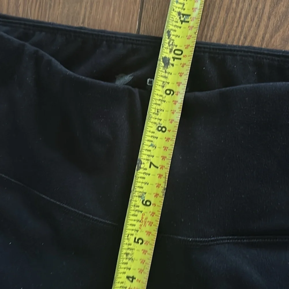 Iuga Capri Leggings